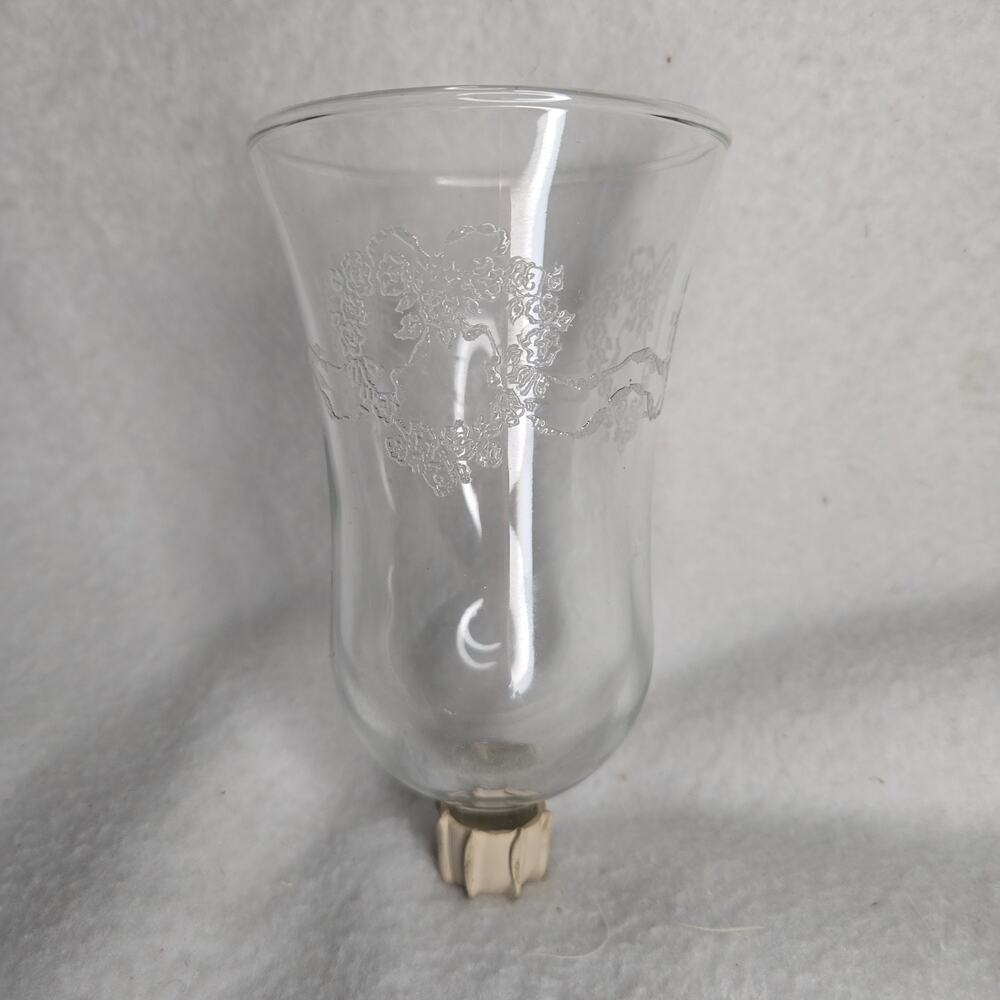 Homco Etched Heart Wreath Clear Glass Votive Cup Peg Candle Holder